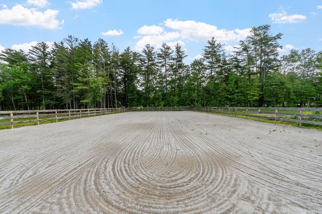 2 Pound Road, Hollis, NH 03049