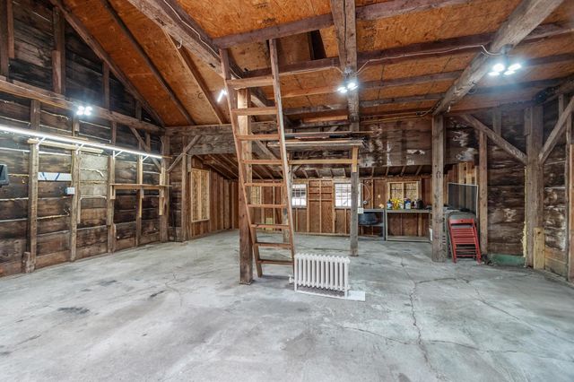 2 Pound Road, Hollis, NH 03049
