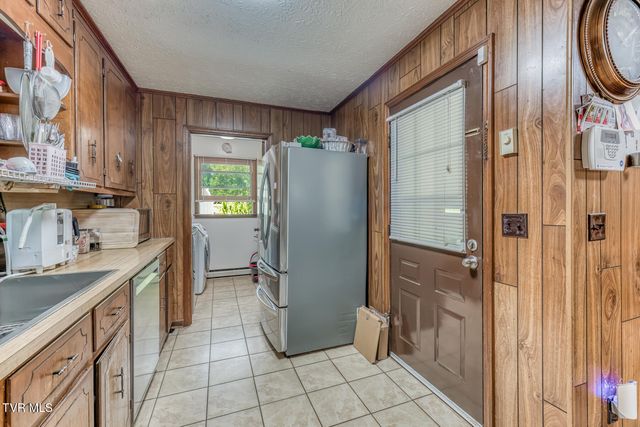 901 Cherokee Road, Johnson City, TN 37604