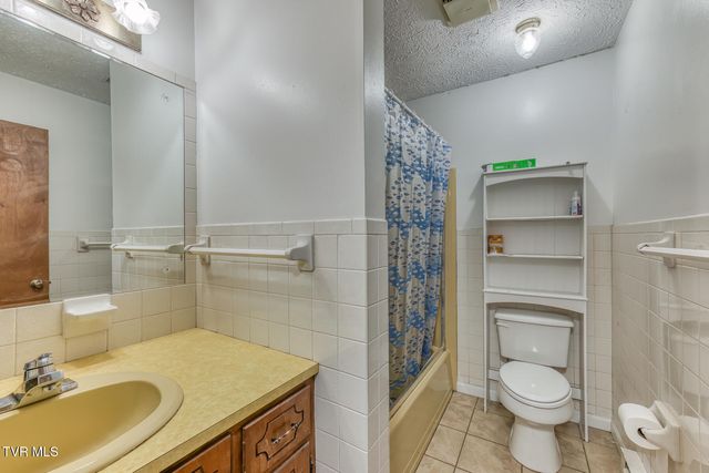 901 Cherokee Road, Johnson City, TN 37604