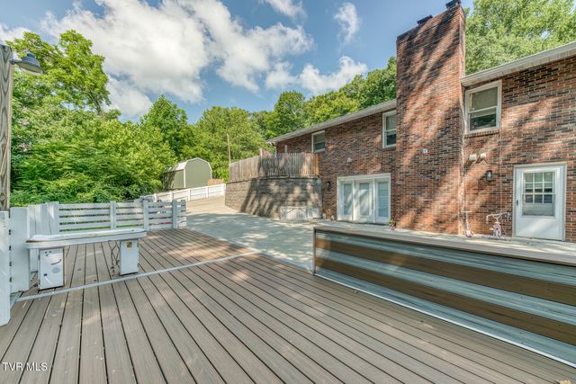 901 Cherokee Road, Johnson City, TN 37604