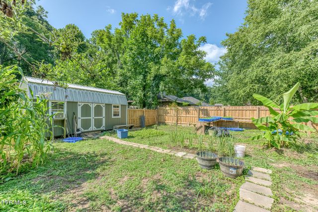 901 Cherokee Road, Johnson City, TN 37604