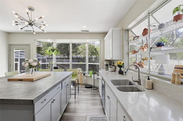 600 NW 35TH STREET, Gainesville, FL 32607