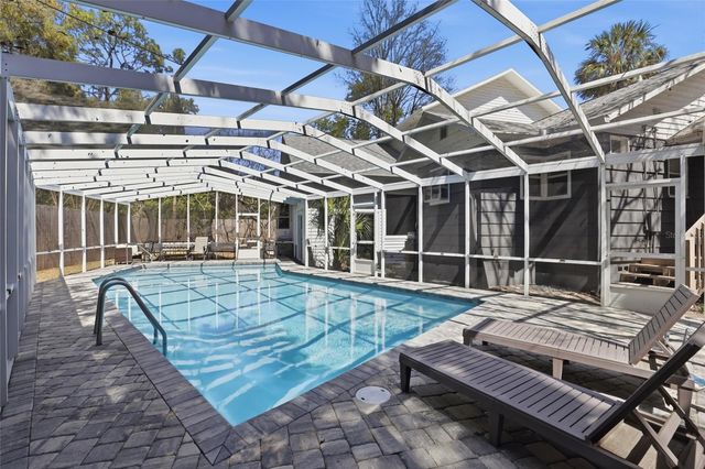 600 NW 35TH STREET, Gainesville, FL 32607