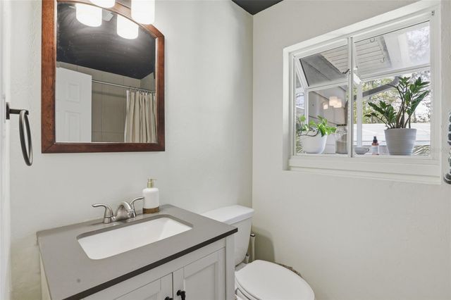 600 NW 35TH STREET, Gainesville, FL 32607