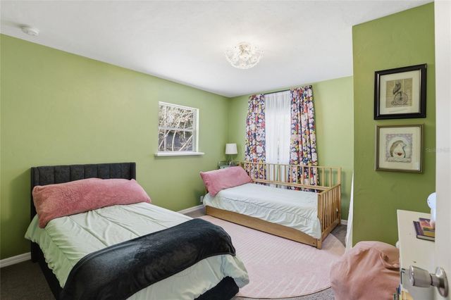 600 NW 35TH STREET, Gainesville, FL 32607