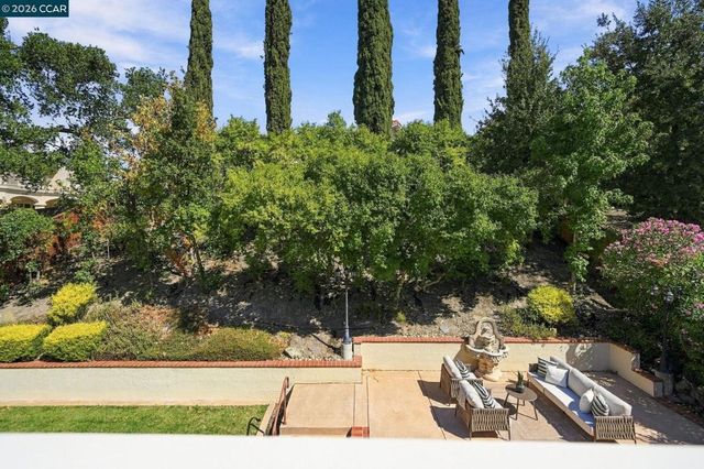 1154 Calder Ln, Walnut Creek, CA 94598