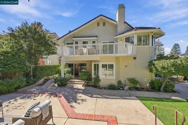 1154 Calder Ln, Walnut Creek, CA 94598