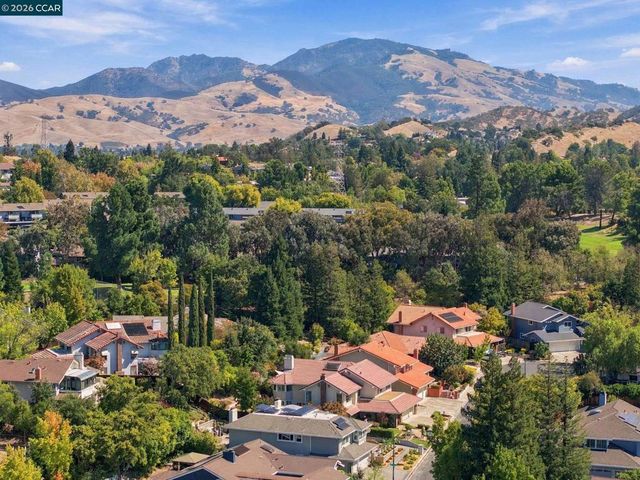 1154 Calder Ln, Walnut Creek, CA 94598