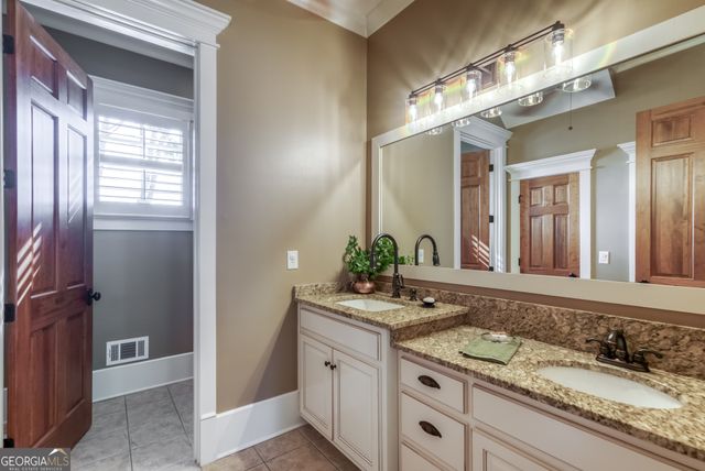 803 Clubside Court, Monroe, GA 30655