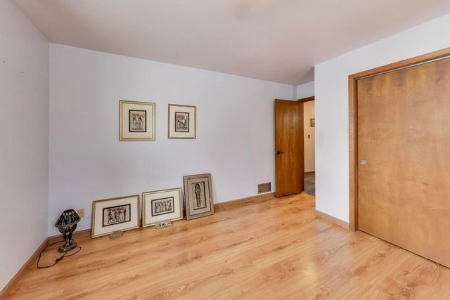 3409 W Bretons Drive, Mchenry, IL 60050