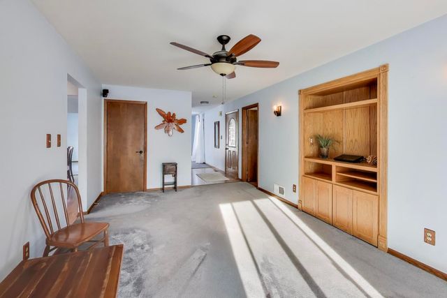 3409 W Bretons Drive, Mchenry, IL 60050