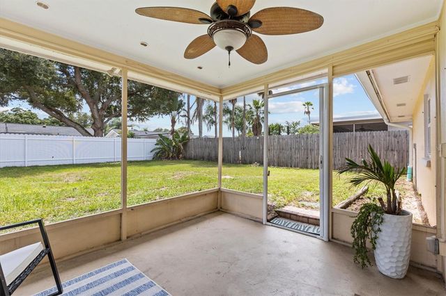 1707 HIBISCUS CIRCLE N, Oldsmar, FL 34677