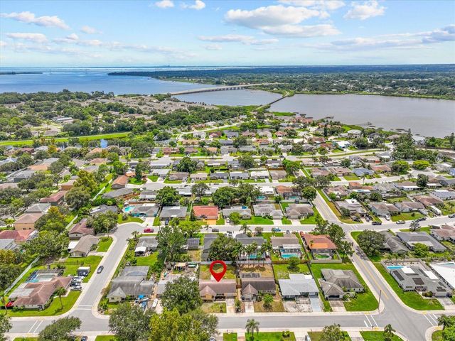 1707 HIBISCUS CIRCLE N, Oldsmar, FL 34677