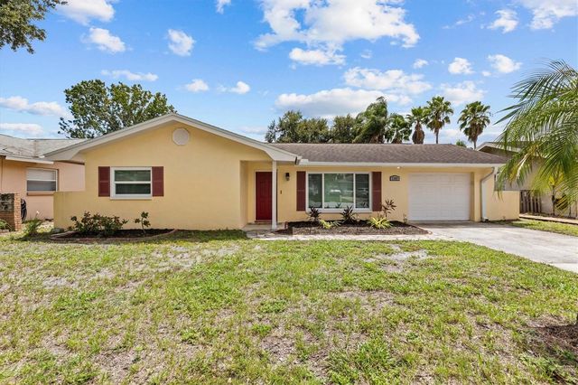 1707 HIBISCUS CIRCLE N, Oldsmar, FL 34677