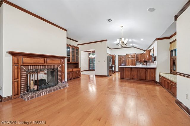 2916 S Cliff Drive, Fort Smith, AR 72901