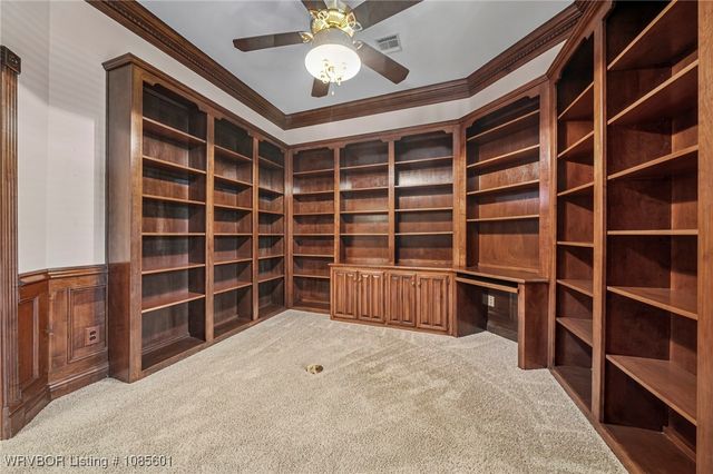 2916 S Cliff Drive, Fort Smith, AR 72901