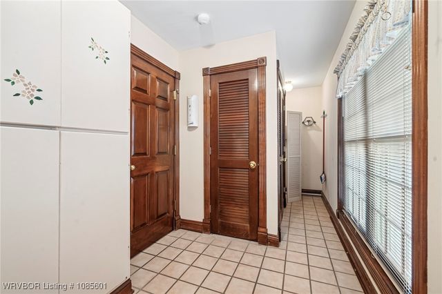 2916 S Cliff Drive, Fort Smith, AR 72901