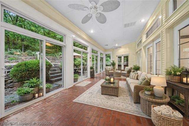 2916 S Cliff Drive, Fort Smith, AR 72901