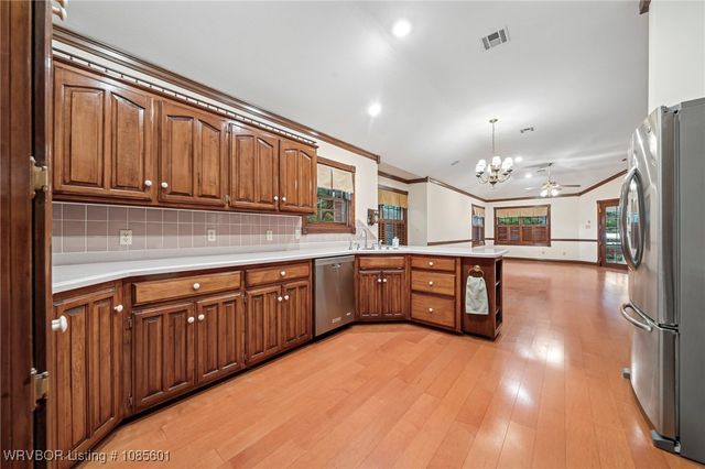 2916 S Cliff Drive, Fort Smith, AR 72901