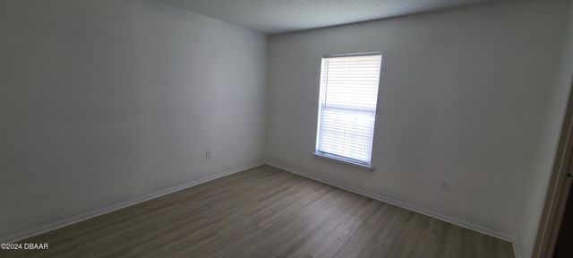 1290 9th St Apt 106, Daytona Beach, FL 32117
