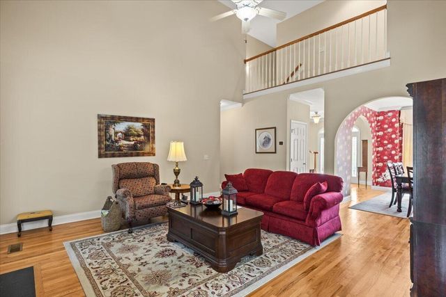 9981 Cottage Creek Lane, Apison, TN 37302