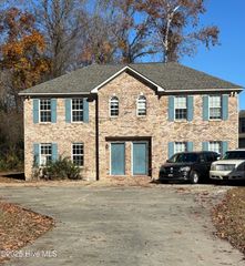 4200 Williamsbrook Lane A, Greenville, NC 27858