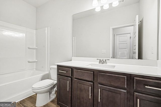 612 Auburn Crossing Drive, Auburn, GA 30011