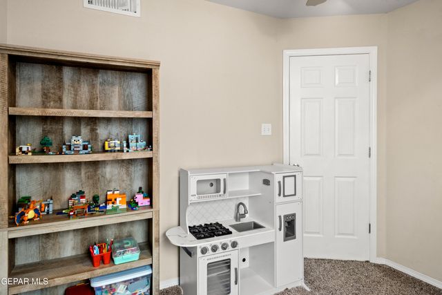7132 LONG MEADOW Drive, El Paso, TX 79934