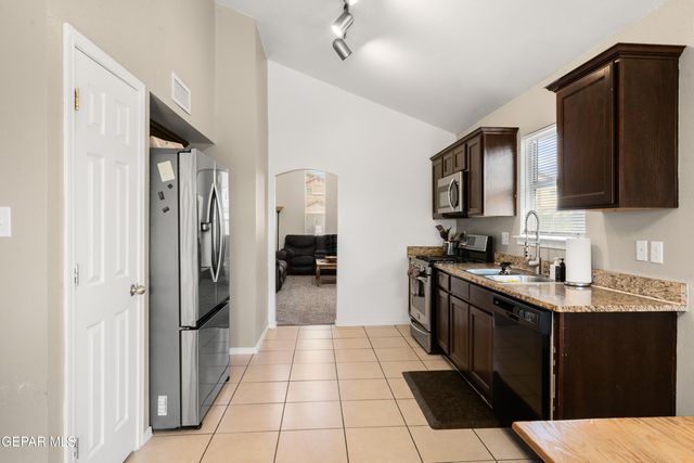 7132 LONG MEADOW Drive, El Paso, TX 79934