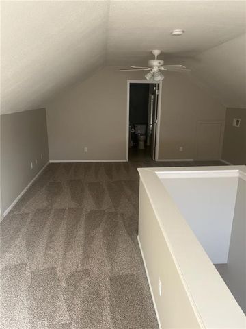 1928 W 139th Street, Leawood, KS 66224