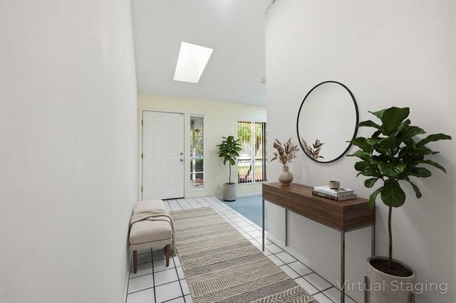 433 SE 12th St Street SE, Vero Beach, FL 32962