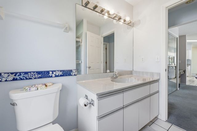 433 SE 12th St Street SE, Vero Beach, FL 32962