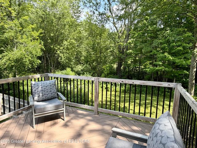 12688 Dundee Drive, Grand Ledge, MI 48837