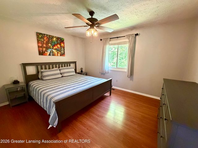 12688 Dundee Drive, Grand Ledge, MI 48837