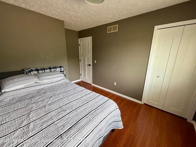 12688 Dundee Drive, Grand Ledge, MI 48837