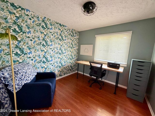 12688 Dundee Drive, Grand Ledge, MI 48837