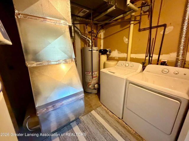 12688 Dundee Drive, Grand Ledge, MI 48837
