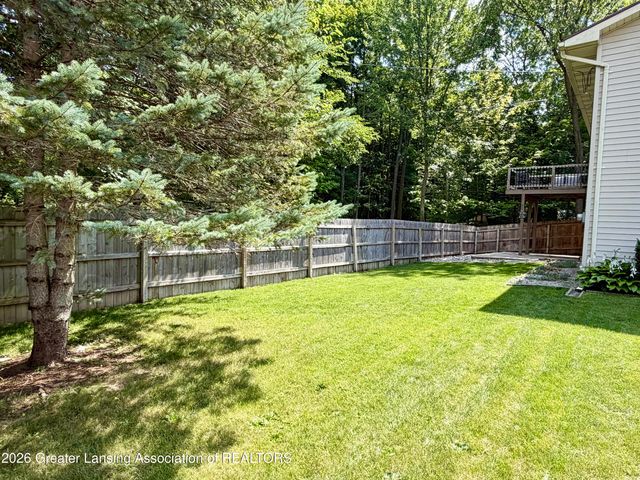 12688 Dundee Drive, Grand Ledge, MI 48837