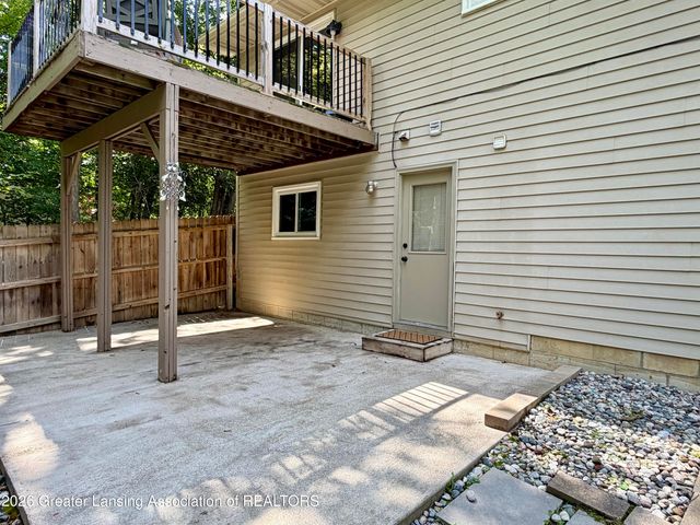 12688 Dundee Drive, Grand Ledge, MI 48837