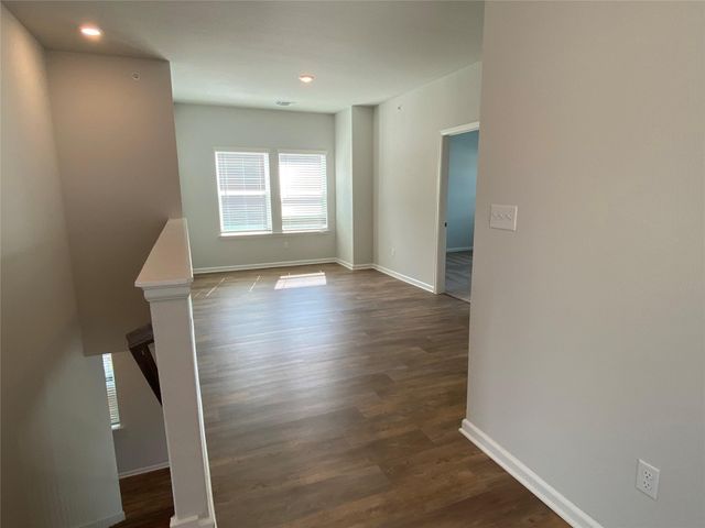 3000 Chisholm Trail RD 49, Round Rock, TX 78681