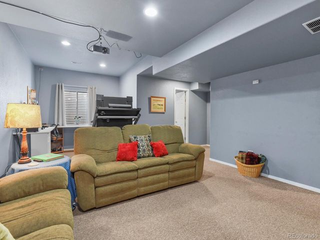 19408 E 40th Pl, Denver, CO 80249