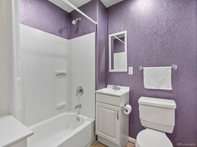 19408 E 40th Pl, Denver, CO 80249
