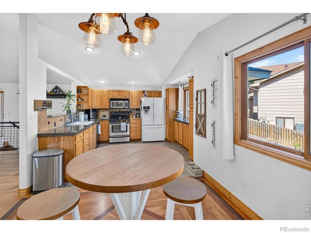 4608 Mountain View Court, Loveland, CO 80537