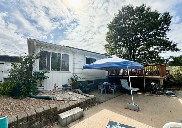 67 Briar Terrace, Leominster, MA 01453