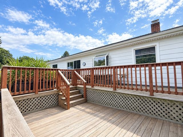 67 Briar Terrace, Leominster, MA 01453