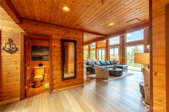 121 Marine Drive, Blakely Island, WA 98222