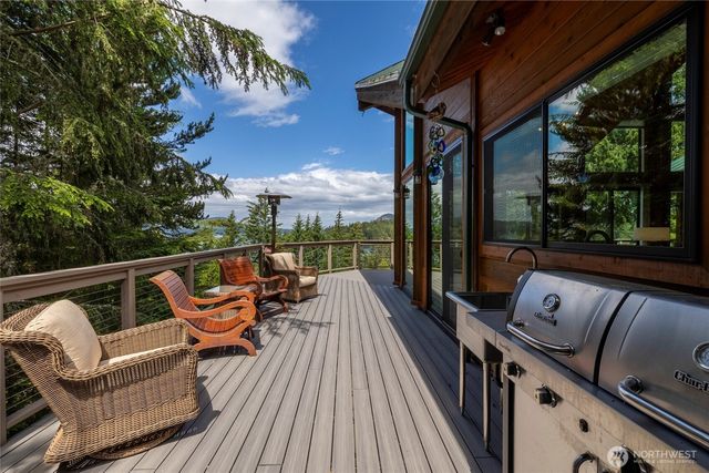 121 Marine Drive, Blakely Island, WA 98222