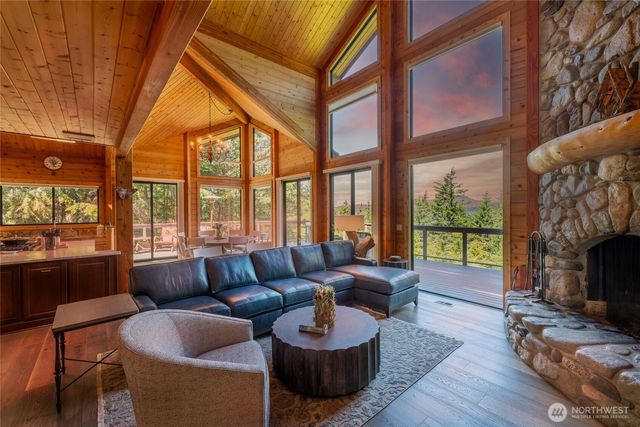 121 Marine Drive, Blakely Island, WA 98222