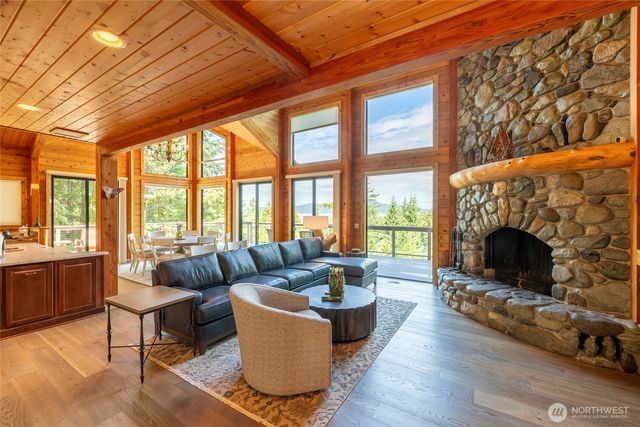 121 Marine Drive, Blakely Island, WA 98222